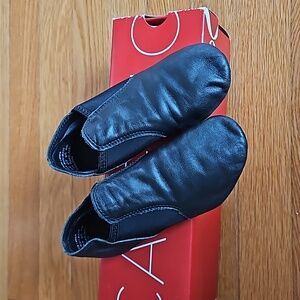 Jazz Shoes, Black, Size 4